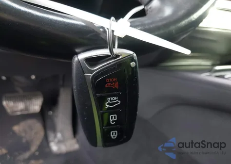 2015 Hyundai Genesis 3.8 из США, поврежденный, VIN KMHGN4JE8FU046495